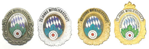 F�r 10, 25, 40 und 50 Jahre Mitgliedschaft eines dem BSSB angeschlossenen Vereins. Ab 60-j�hriger Mitgliedschaft wird ein entsprechndes Zeichen mit lediglich ver�nderter Inschrift verliehen.